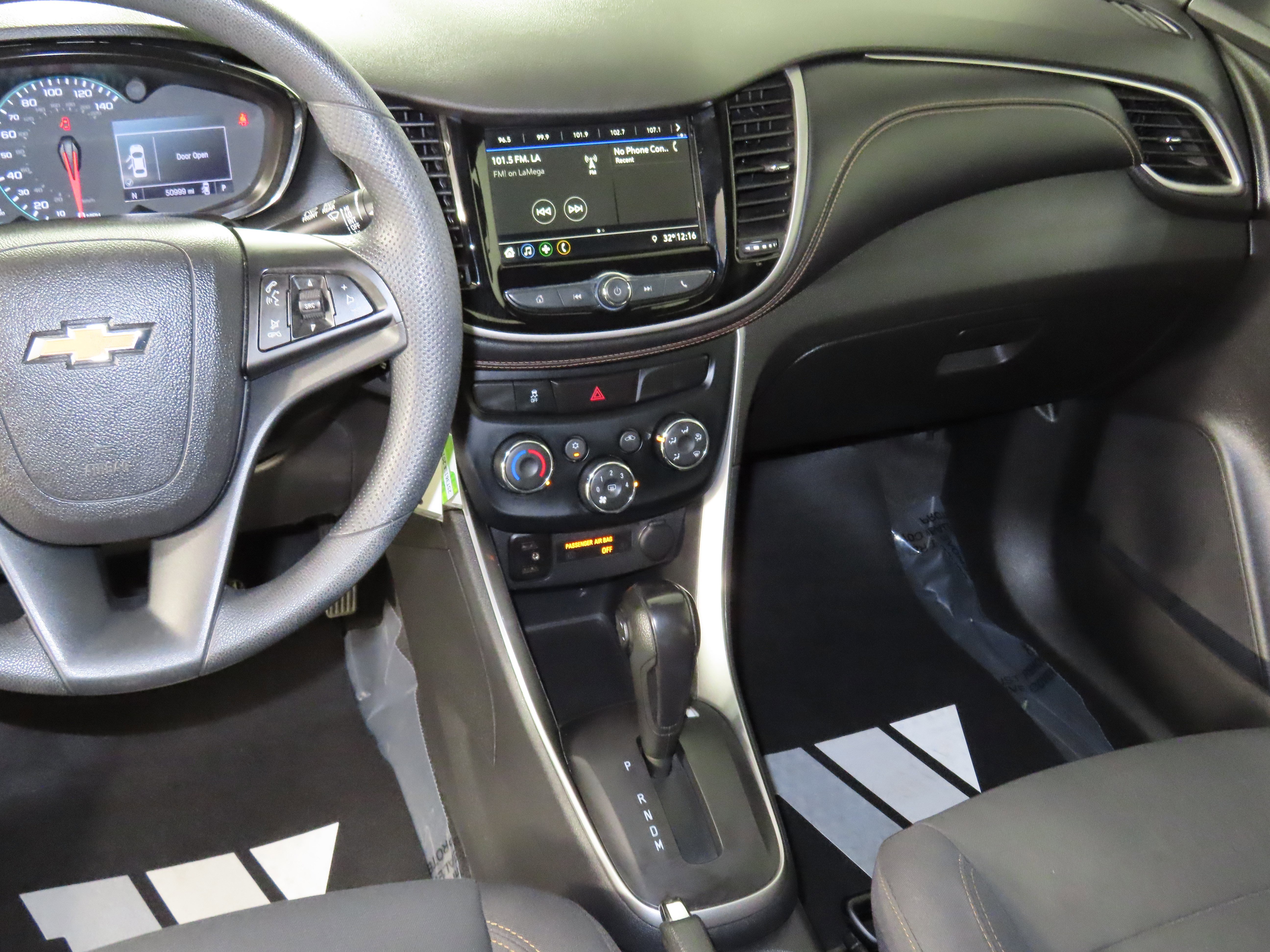 Used 2019 Chevrolet Trax LS image 31