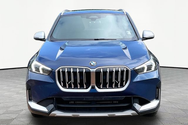 Used 2023 BMW X1 xDrive28i w/ Premium Package AWD/4WD image 2