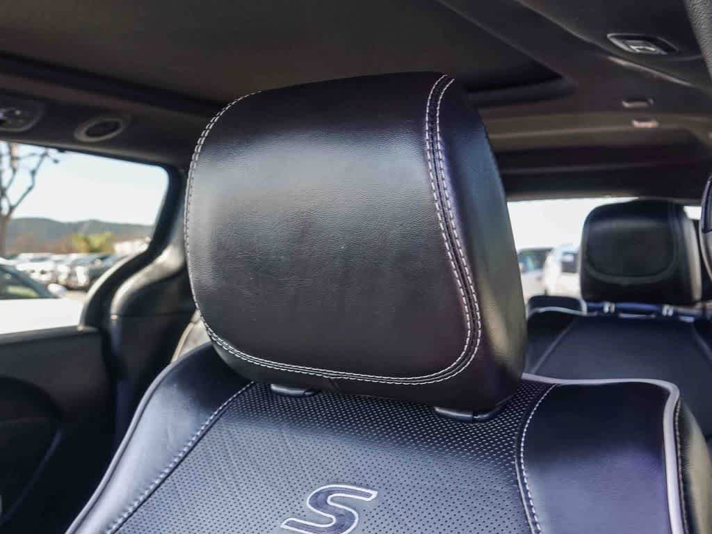 Used 2025 Chrysler Pacifica Limited FWD image 24
