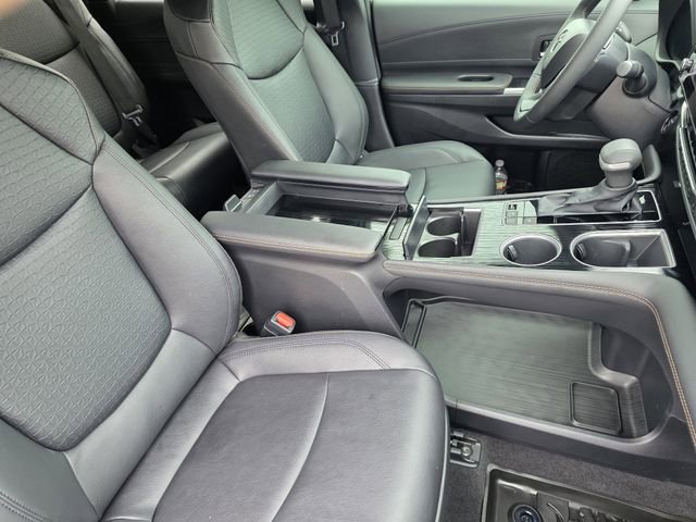 Used 2025 Toyota Sienna XLE Woodland Edition AWD/4WD image 14