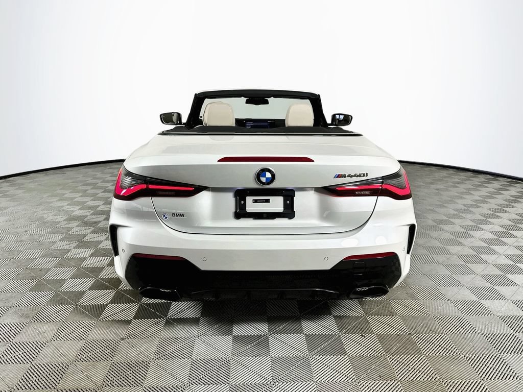 Used 2024 BMW M440i Convertible w/ Premium Package RWD image 6