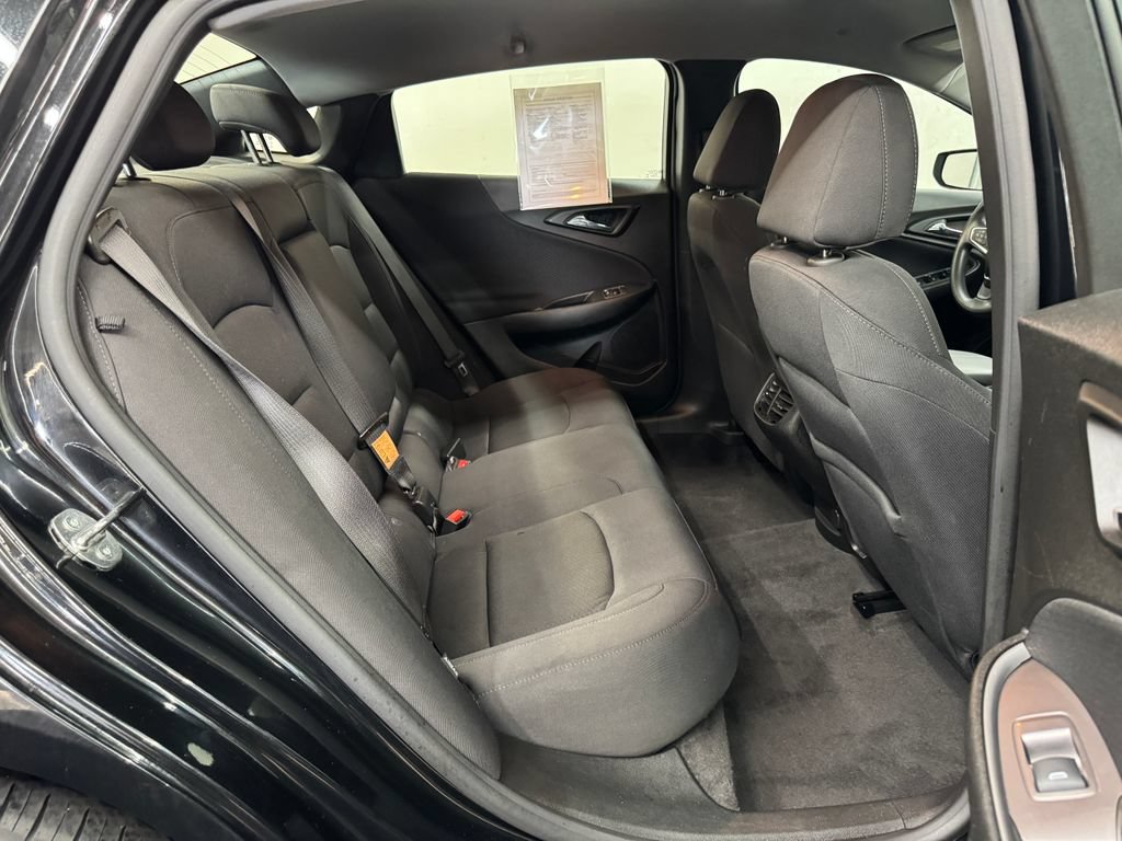 Used 2023 Chevrolet Malibu LT FWD image 27