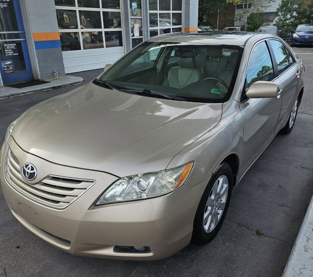 Used 2009 Toyota Camry XLE image 3