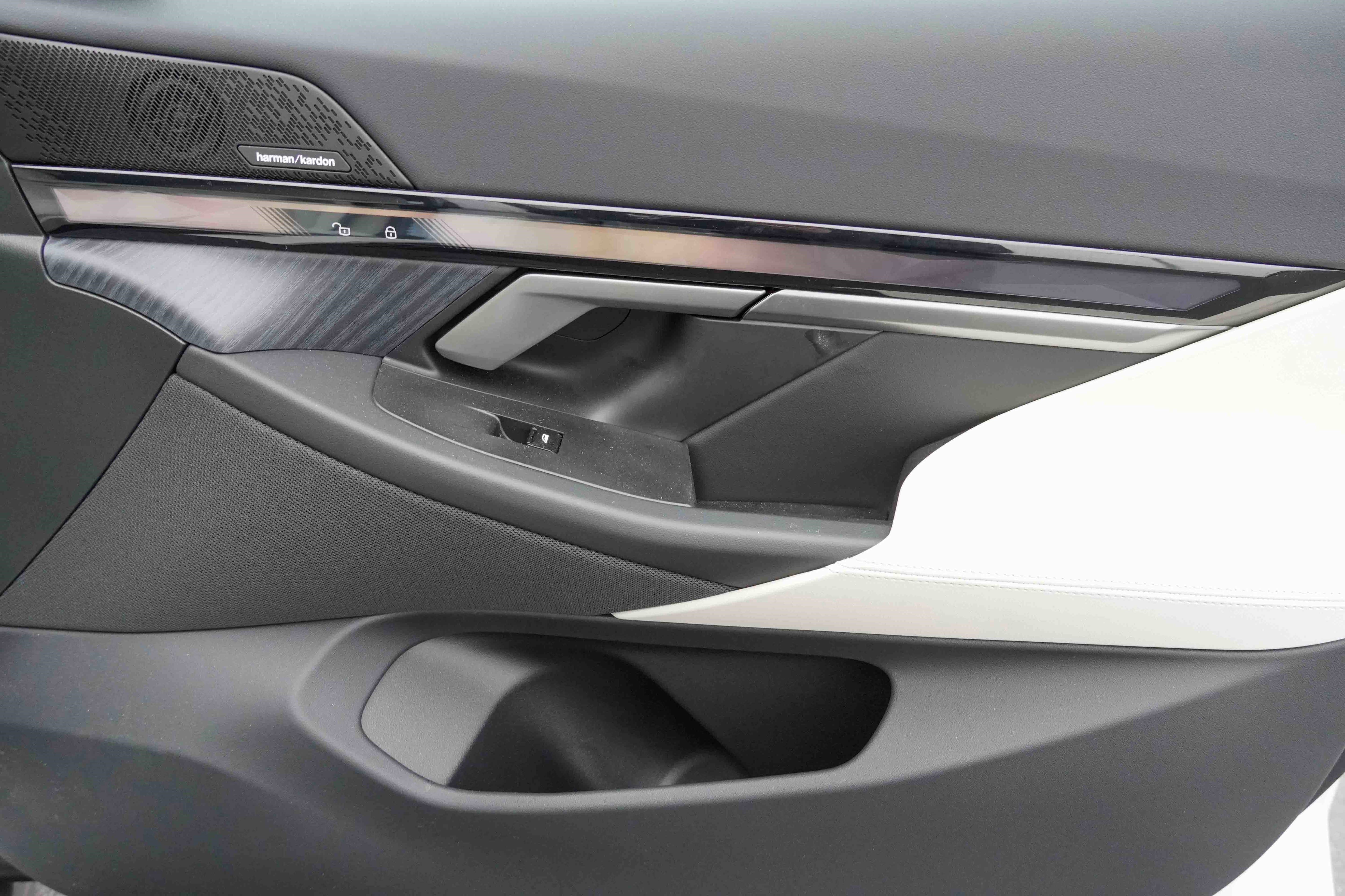 Certified 2025 BMW 540i xDrive 540i xDrive image 32