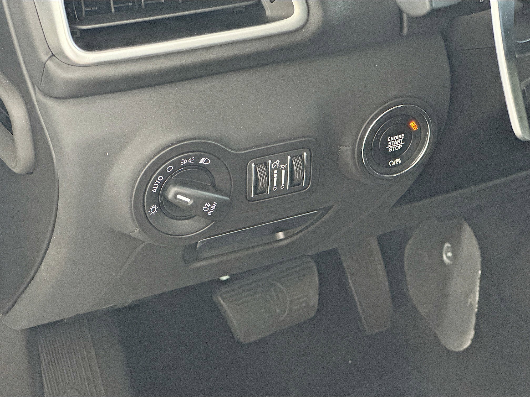 Used 2024 Maserati Ghibli Modena Q4 image 10