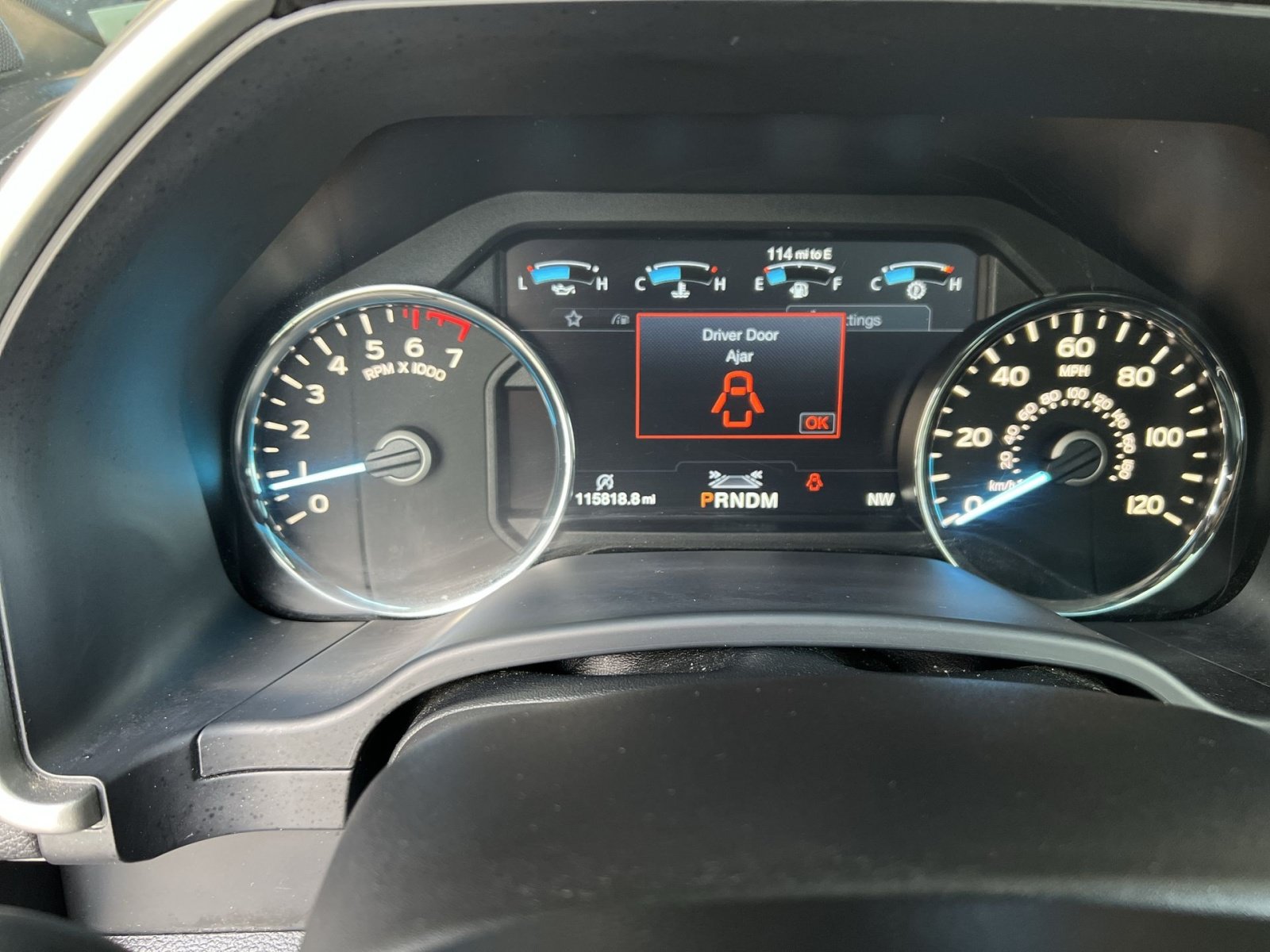 Certified 2018 Ford F150 Lariat w/ Equipment Group 502A Luxury AWD/4WD image 25