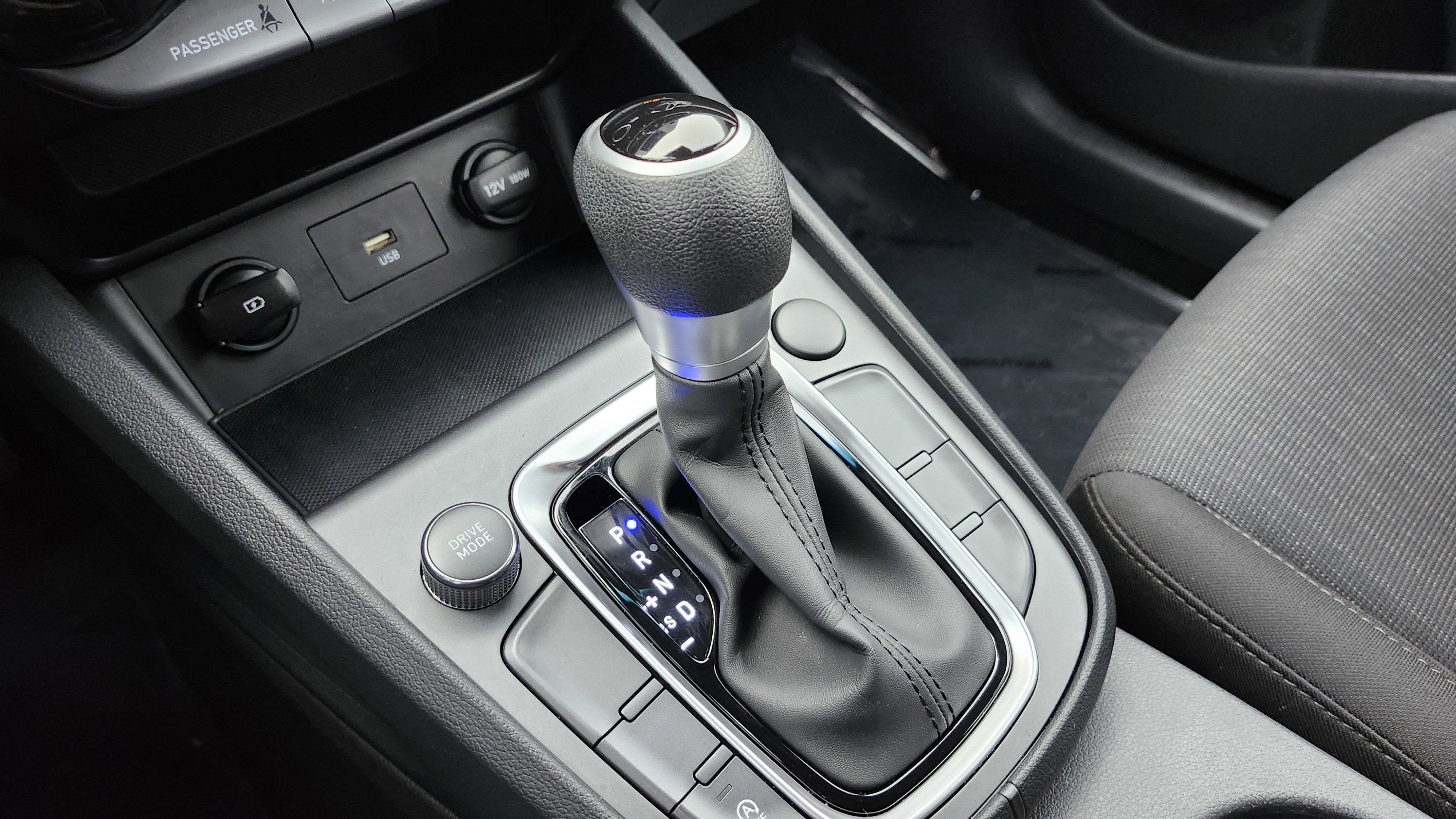 Used 2022 Hyundai Kona SEL w/ Cargo Package image 29