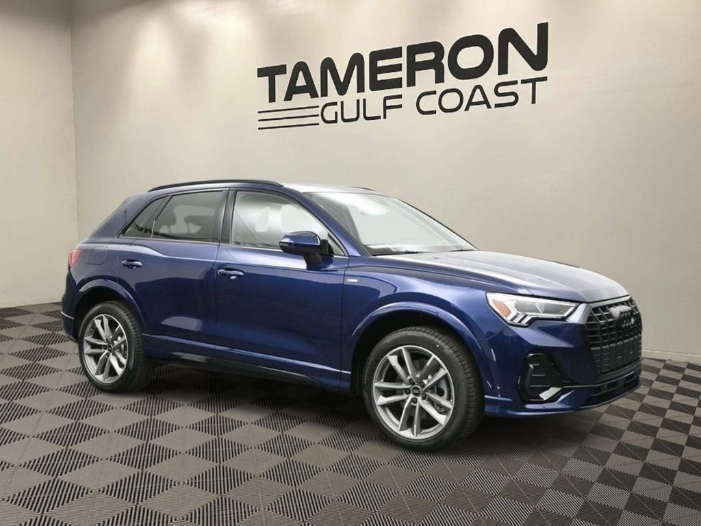 New 2025 Audi Q3 2.0T Premium image 1