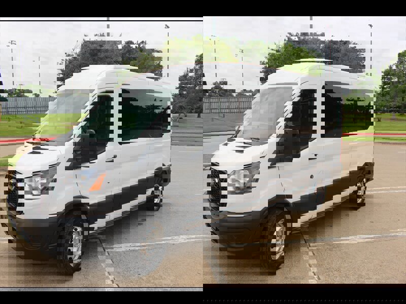 Used 2024 Ford Transit 350 XL RWD image 4