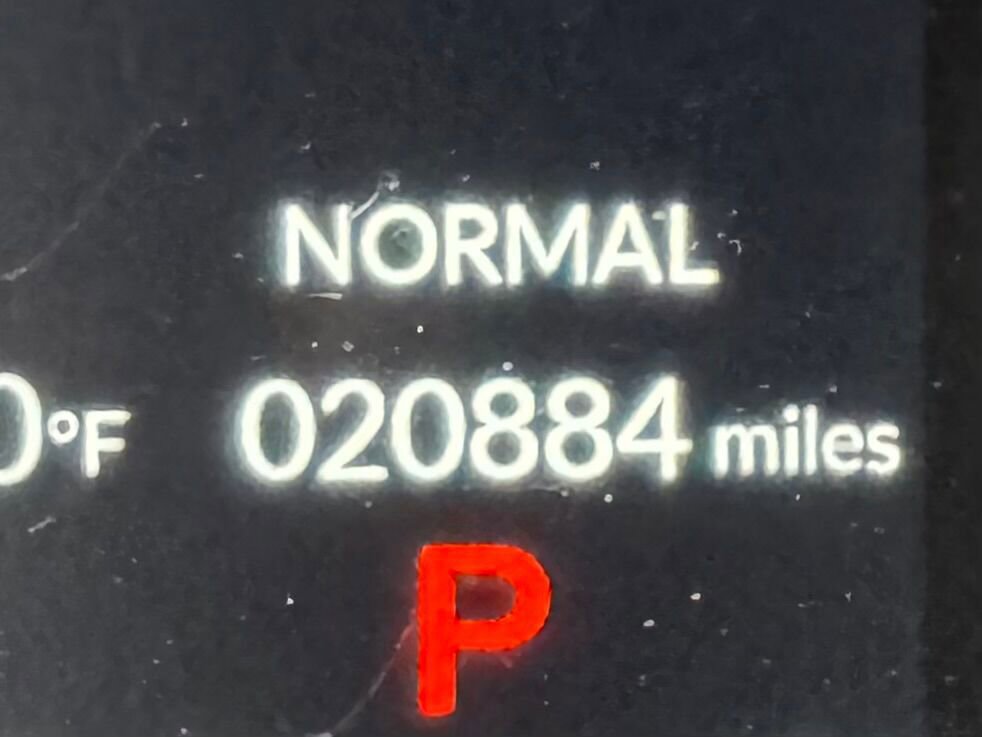 Used 2025 Honda Pilot TrailSport image 31