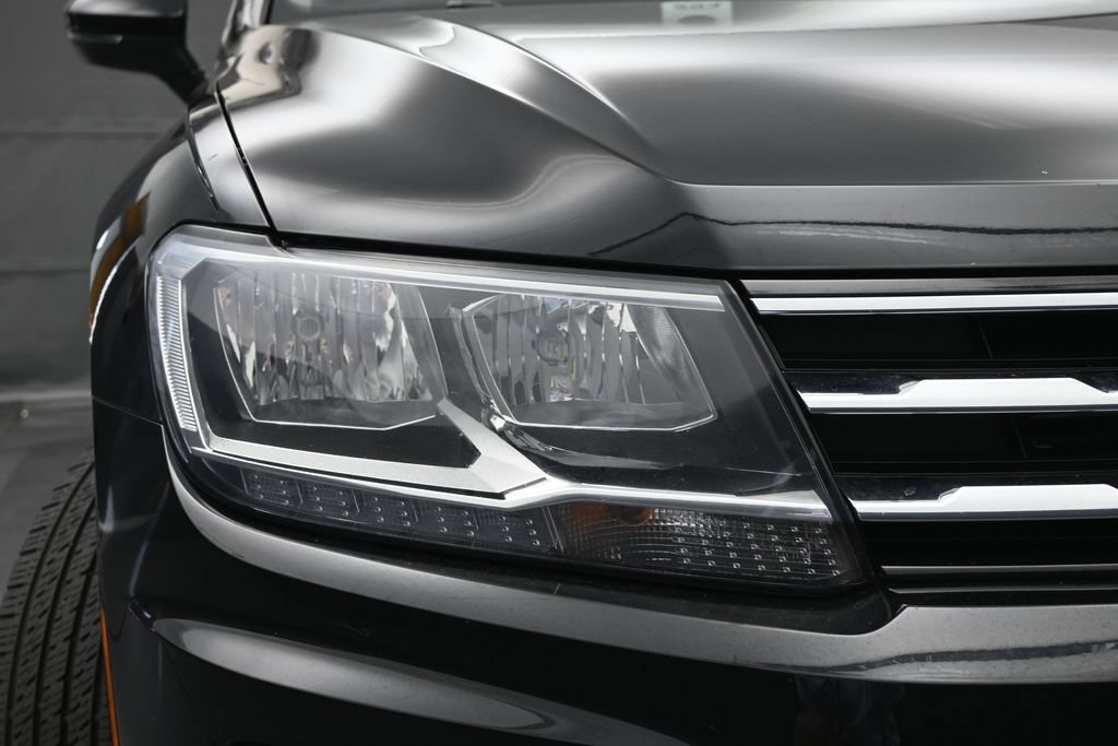 Used 2019 Volkswagen Tiguan SEL AWD/4WD image 4