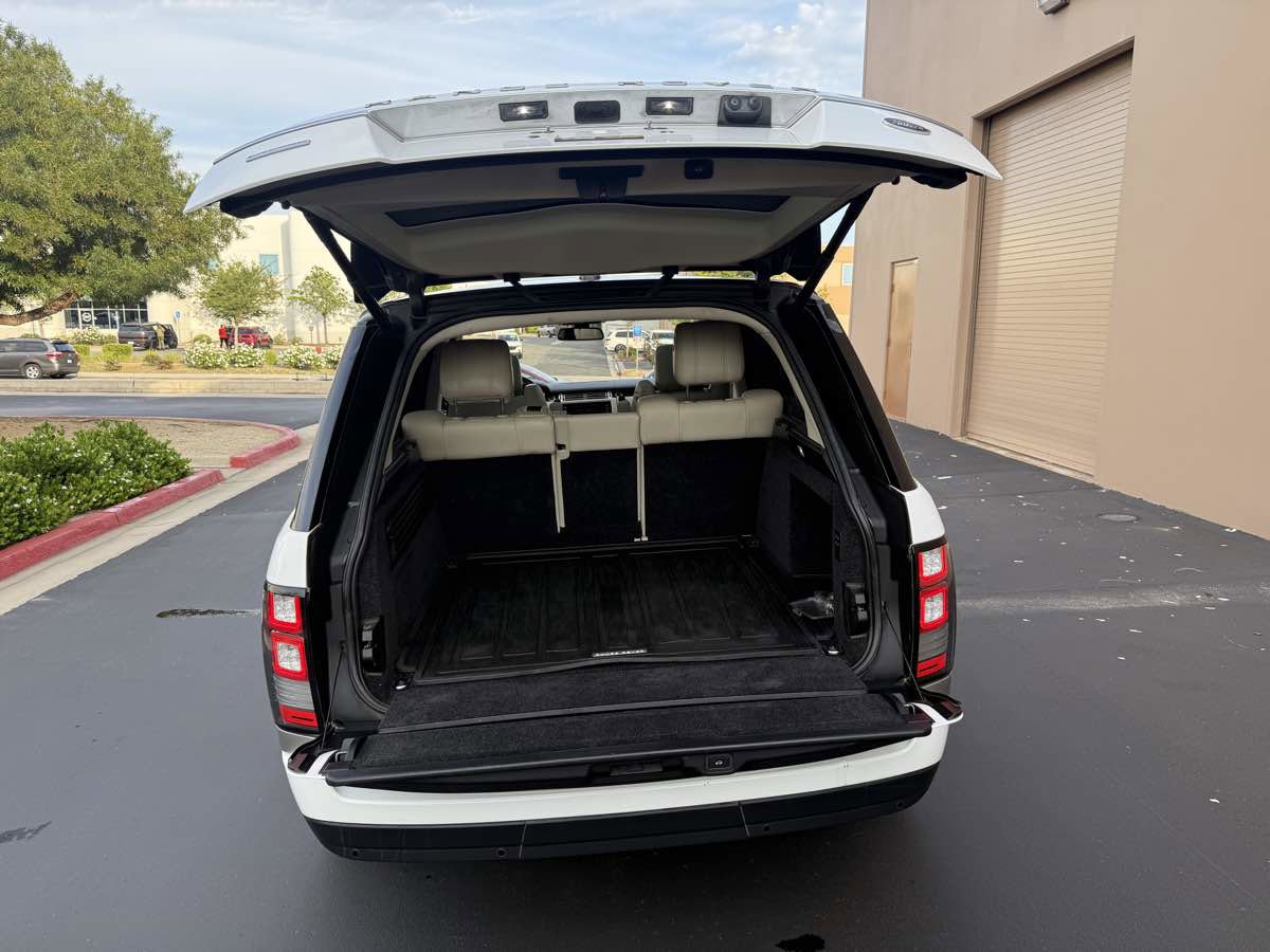 Used 2016 Land Rover Range Rover Long Wheelbase Supercharged image 94