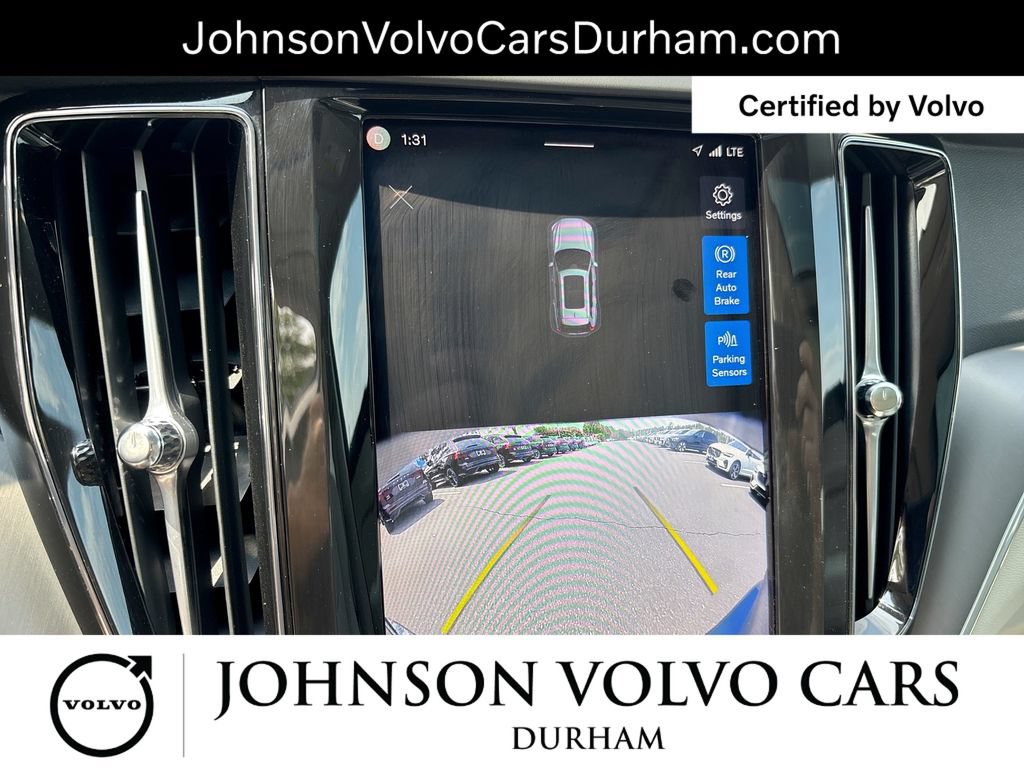 Certified 2025 Volvo XC60 B5 Core AWD/4WD image 26
