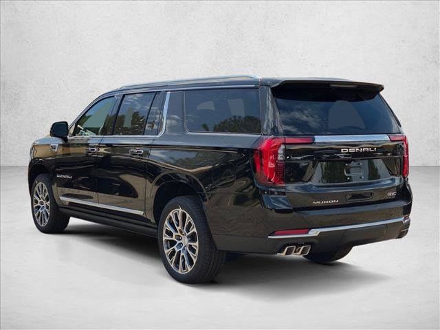 New 2026 GMC Yukon XL Denali w/ Sun & Power Step Package AWD/4WD image 8
