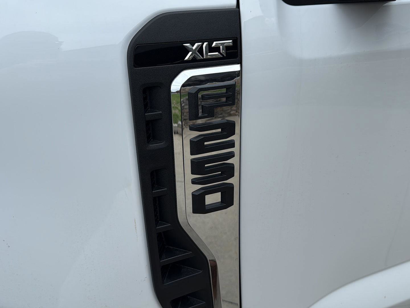 New 2026 Ford F250 XL image 5