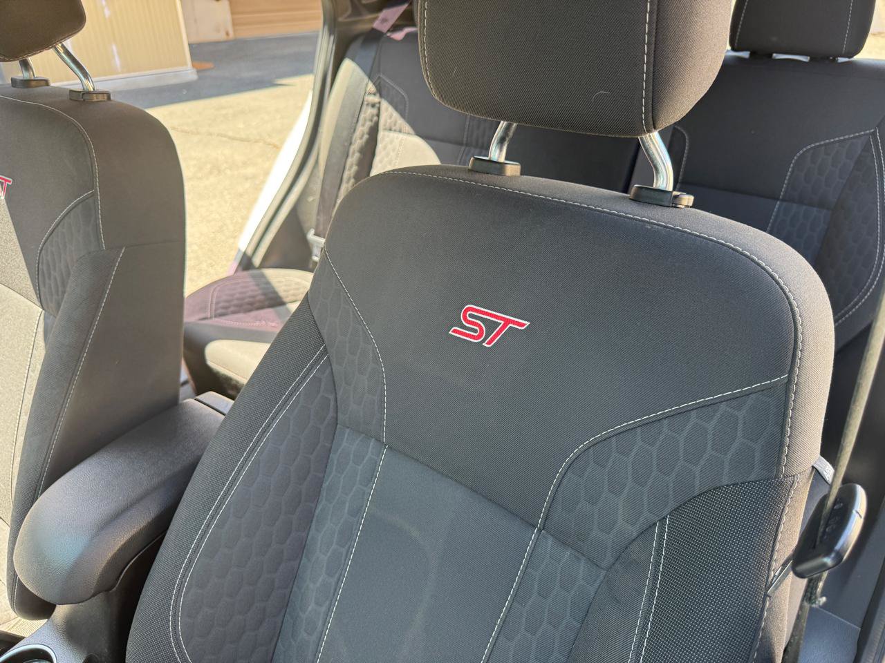 Used 2017 Ford Fiesta ST FWD image 13