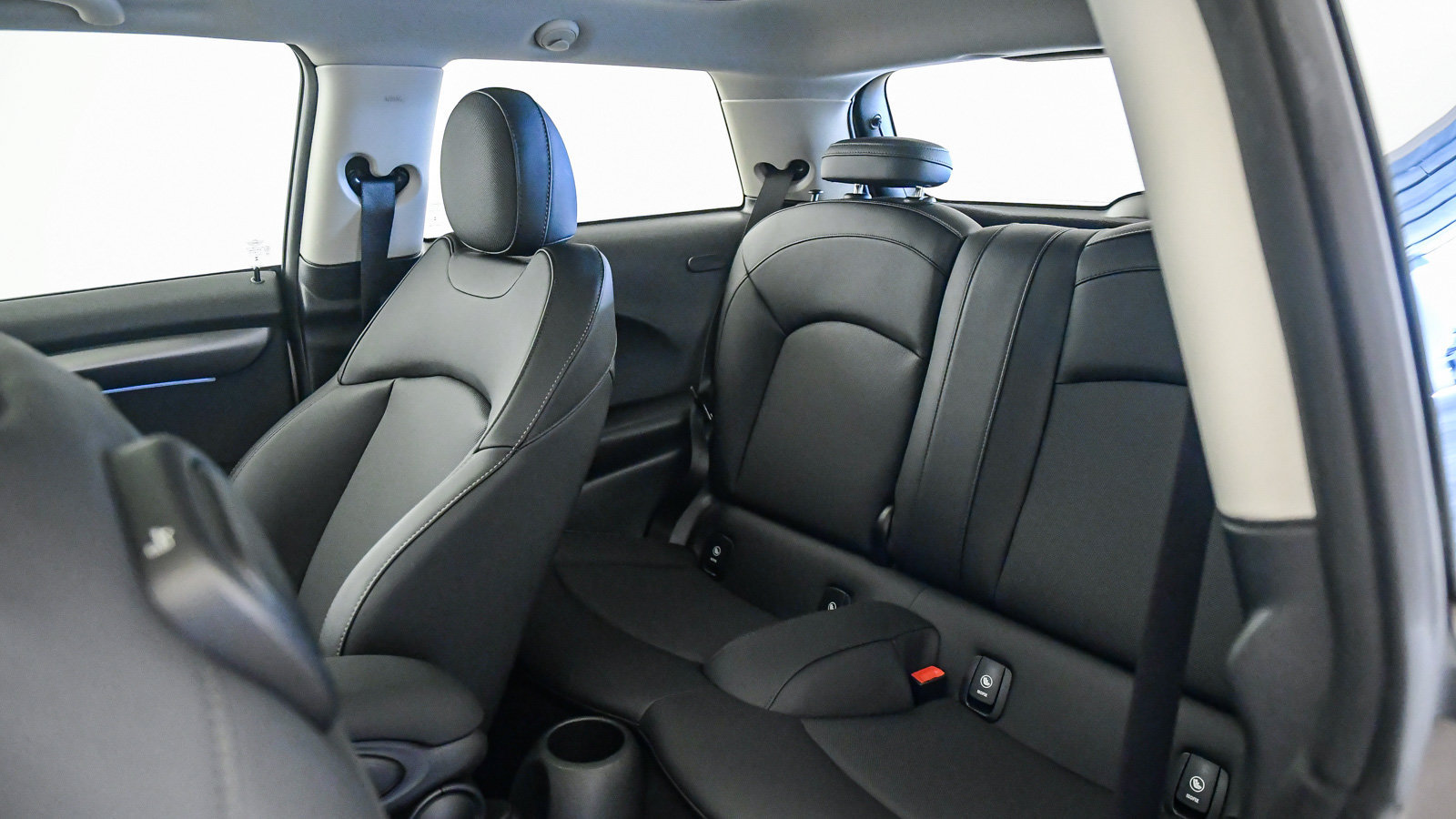 Certified 2024 MINI Cooper S FWD image 19
