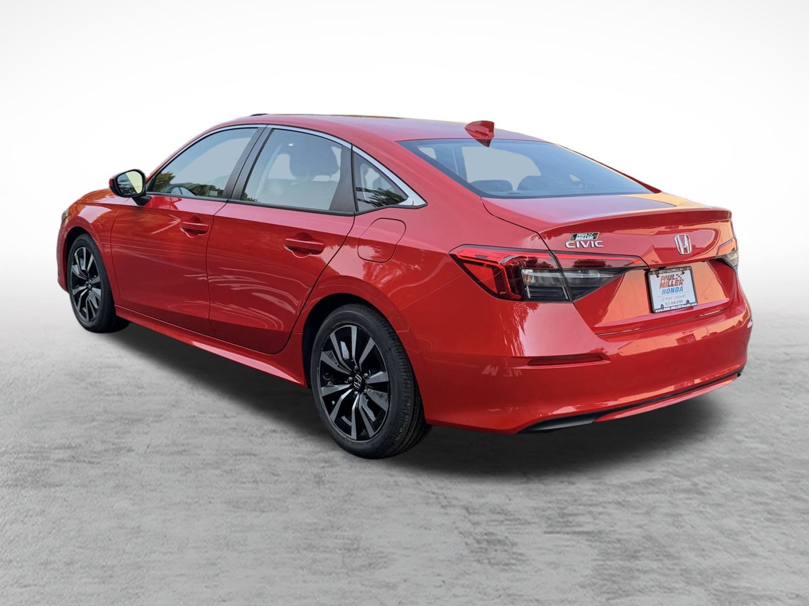 Used 2023 Honda Civic EX image 4