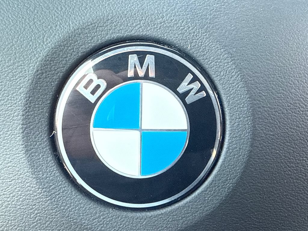 Used 2025 BMW 230i Coupe w/ Convenience Package RWD image 11