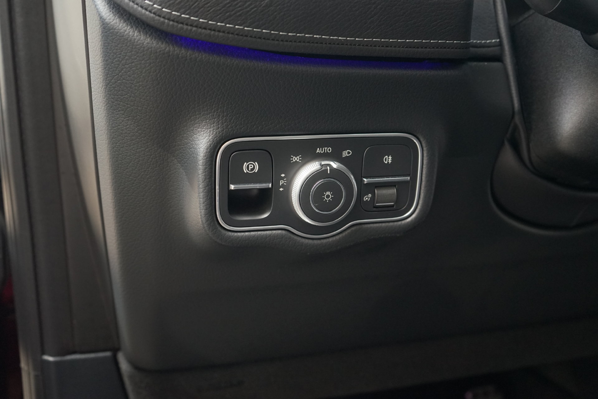 Used 2025 Mercedes-Benz G 550 image 28