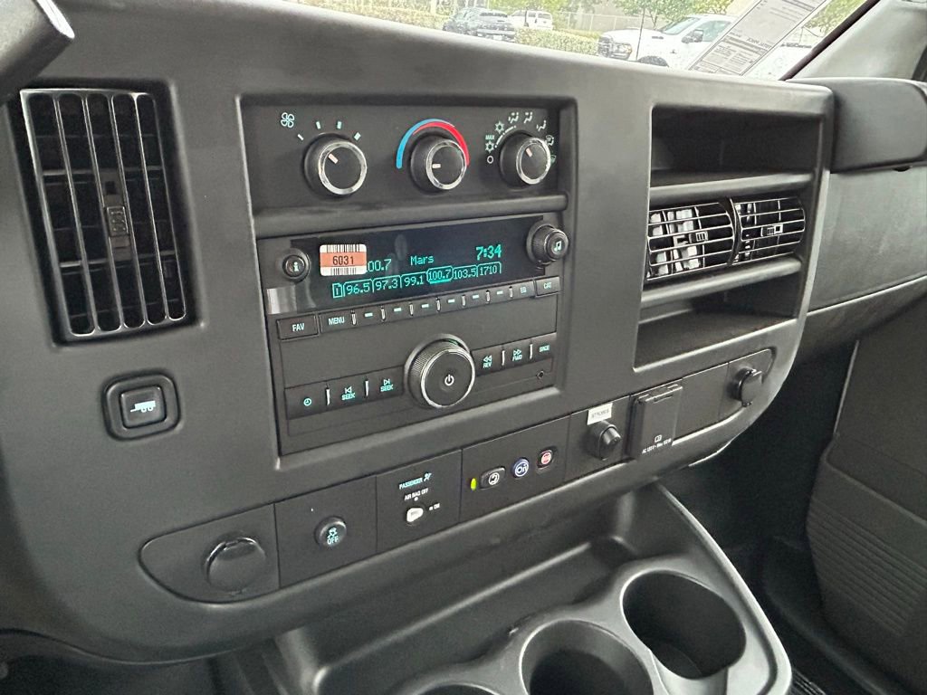 New 2025 Chevrolet Express 3500 w/ Power Convenience Package image 10