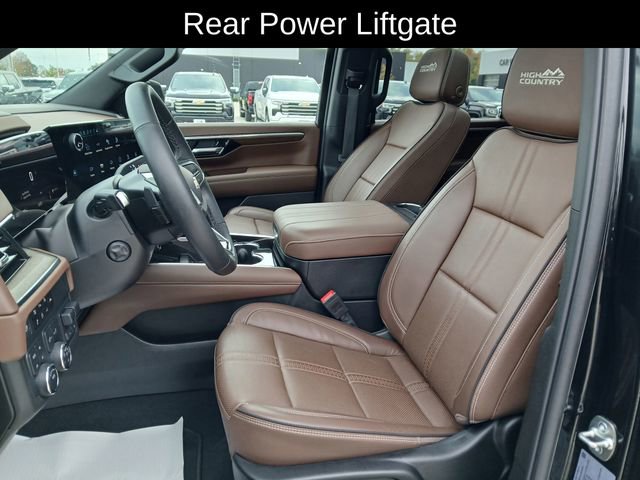 Certified 2025 Chevrolet Suburban High Country w/ Sun And Tow Package image 11
