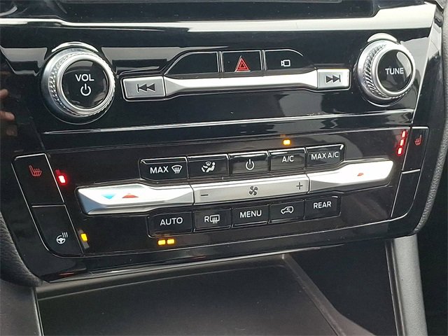 Used 2022 Ford Explorer ST-Line w/ Class IV Trailer Tow Package image 20