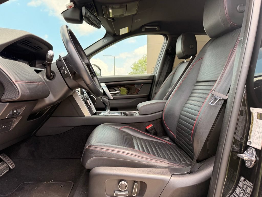 Used 2021 Land Rover Discovery Sport SE R-Dynamic AWD/4WD image 2