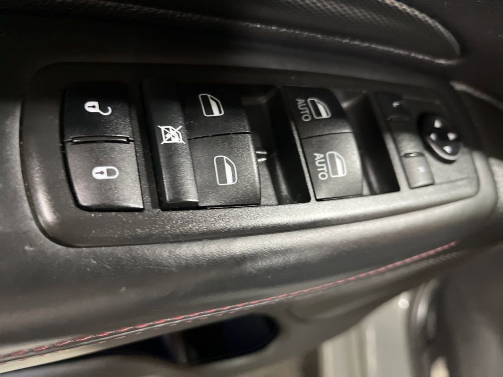 Used 2021 Dodge Durango R/T w/ Technology Group AWD/4WD image 15