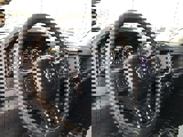 Used 2014 RAM 2500 Tradesman w/ Chrome Appearance Group image 13