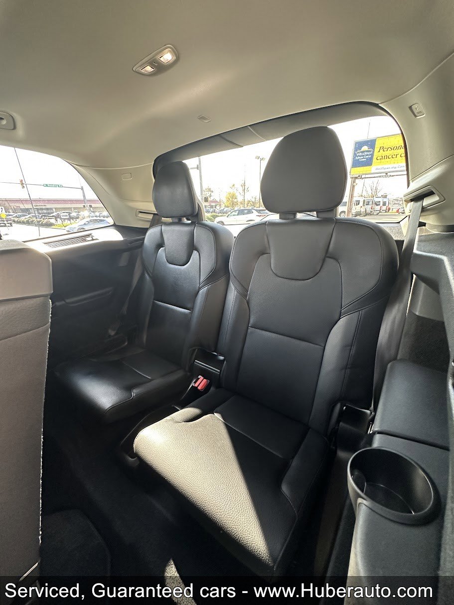 Used 2023 Volvo XC90 B6 Plus image 12