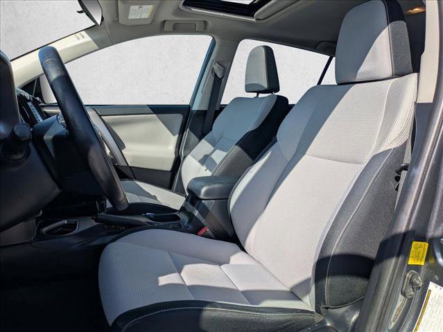Used 2016 Toyota RAV4 XLE image 17