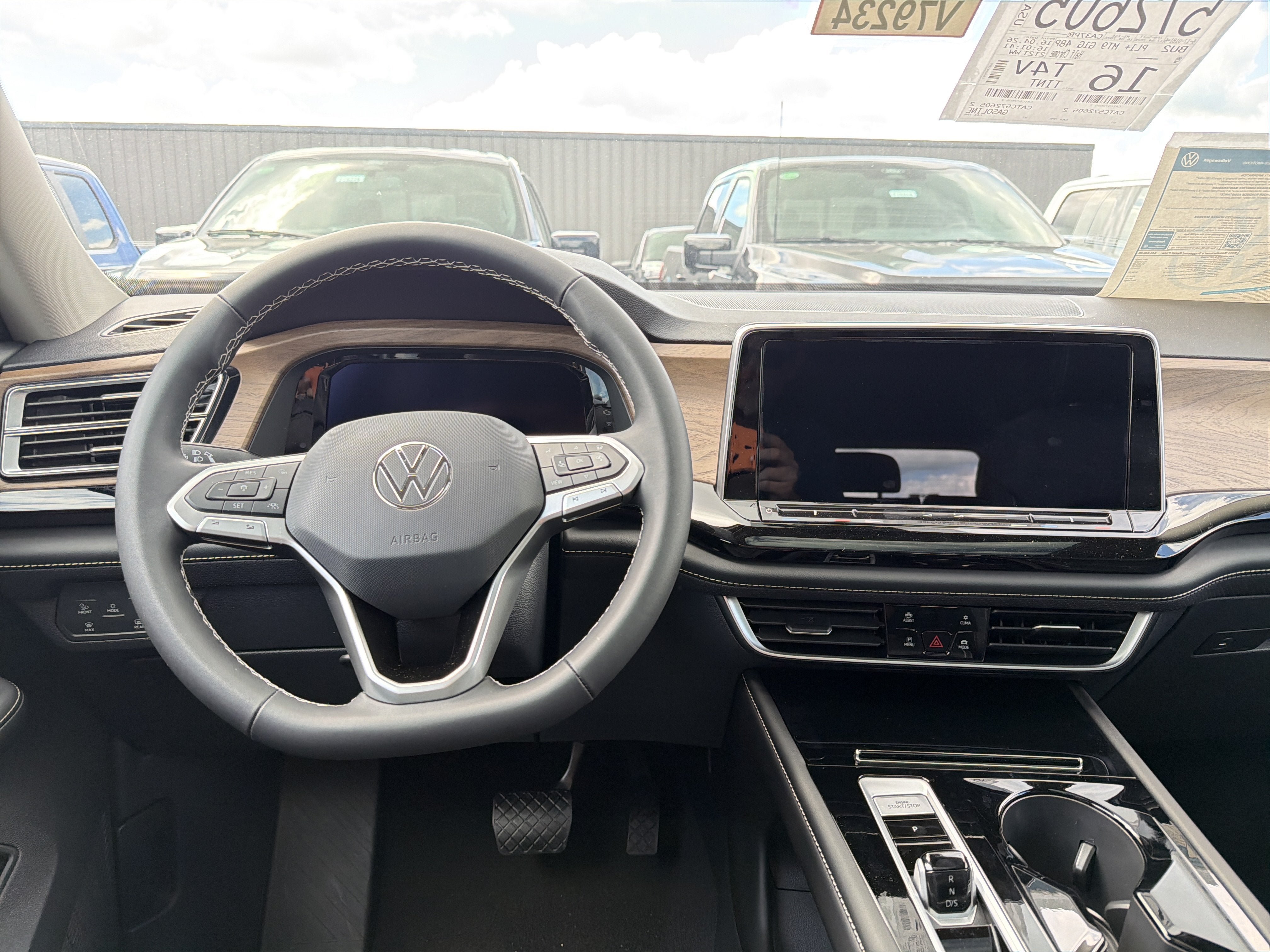 New 2026 Volkswagen Atlas SE AWD/4WD image 13