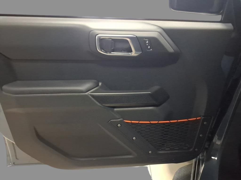 New 2025 Ford Bronco Raptor w/ Interior Carbon Fiber Pack AWD/4WD image 13