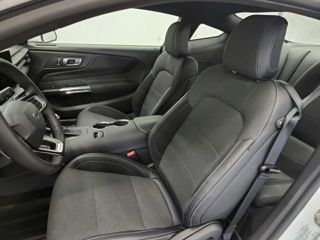 Used 2025 Ford Mustang GT RWD image 17