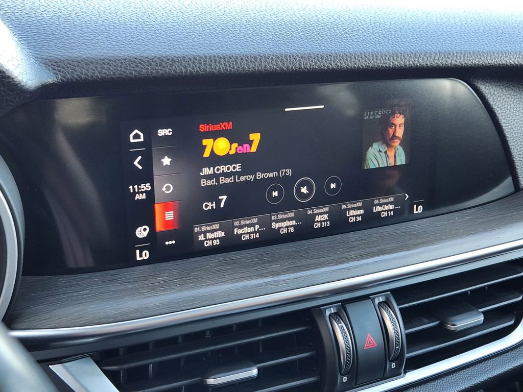 Used 2022 Alfa Romeo Stelvio Ti image 11