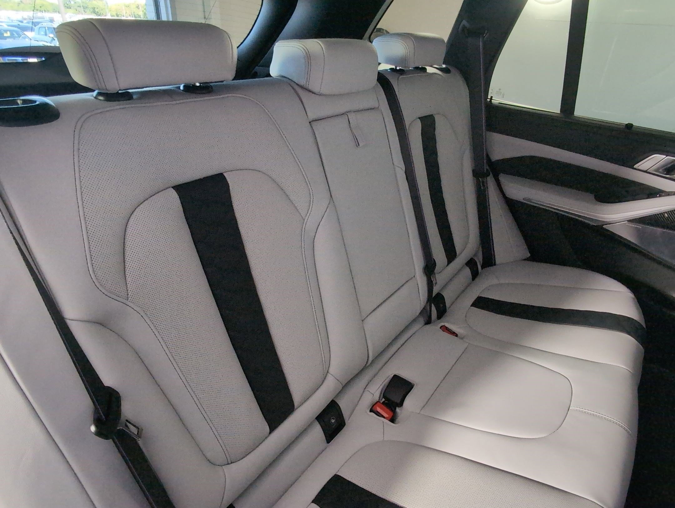 New 2026 BMW X5 M Competition w/ Executive Package image 31