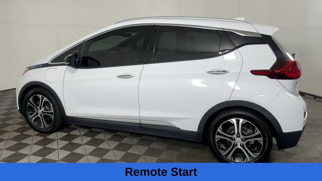 Used 2020 Chevrolet Bolt Premier w/ Infotainment Package FWD image 9