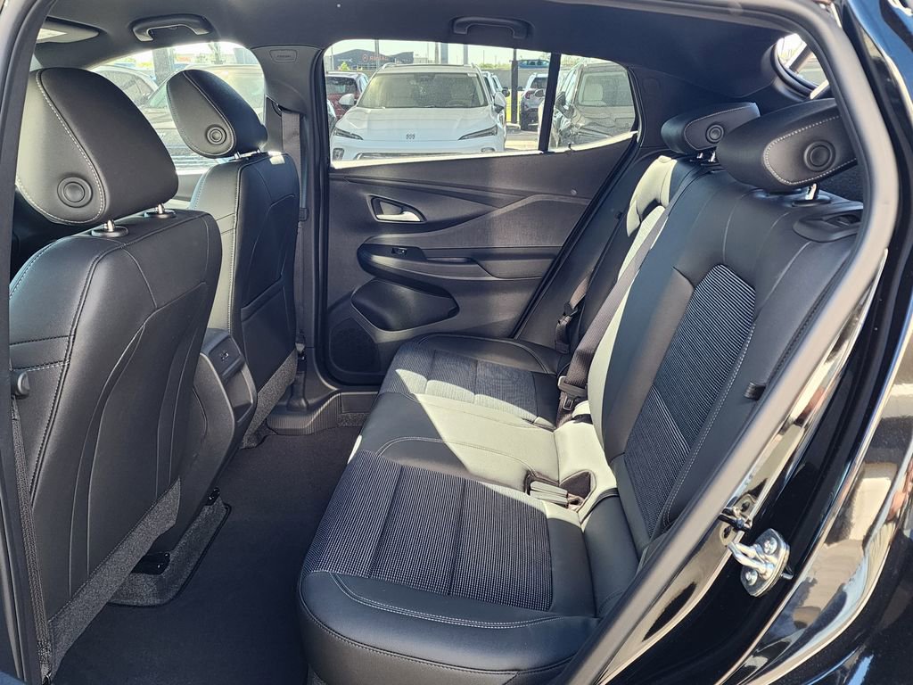 New 2026 Buick Envista Preferred image 39