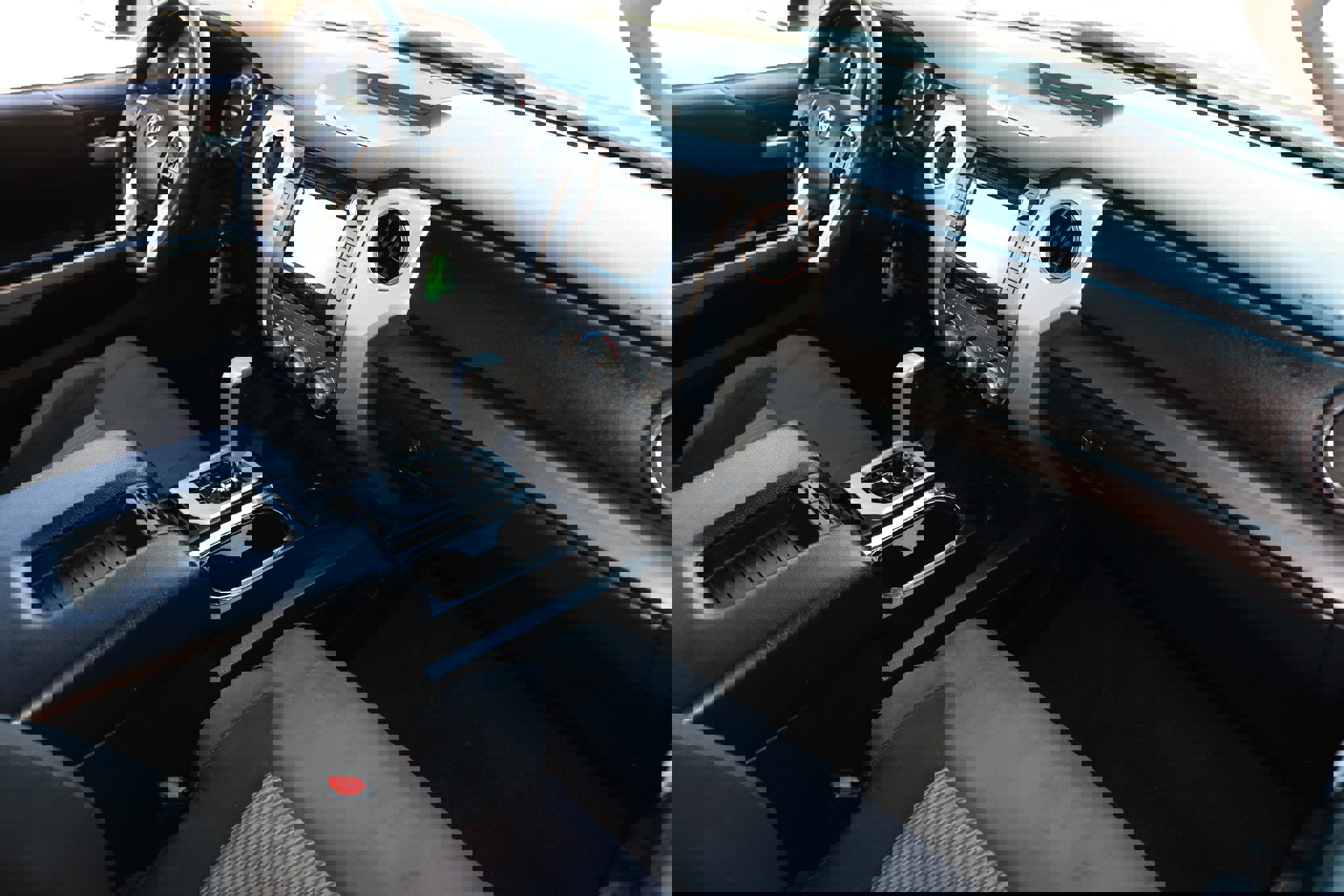 Used 2017 Toyota Tundra SR5 w/ SR5 Upgrade Package image 23