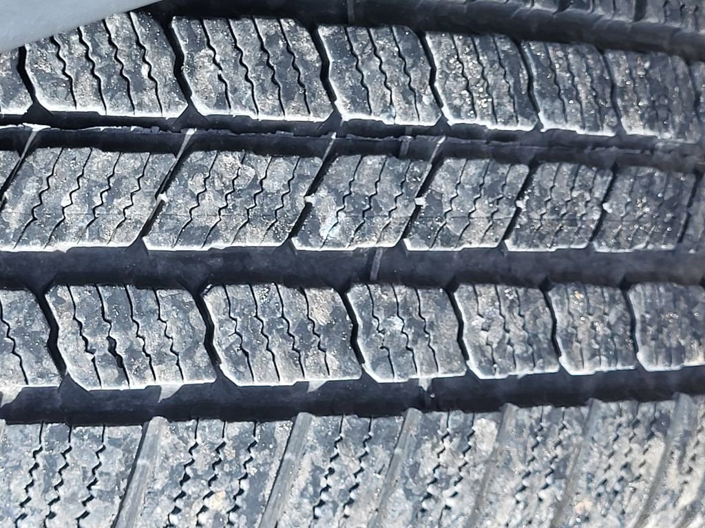 Used 2018 Honda CR-V EX-L image 11