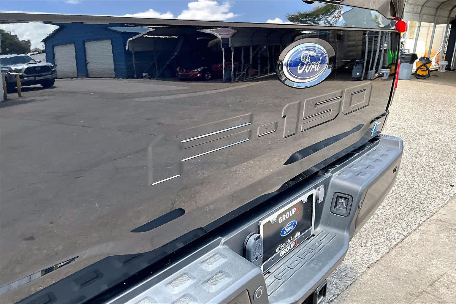 Certified 2023 Ford F150 Lightning XLT AWD/4WD image 9