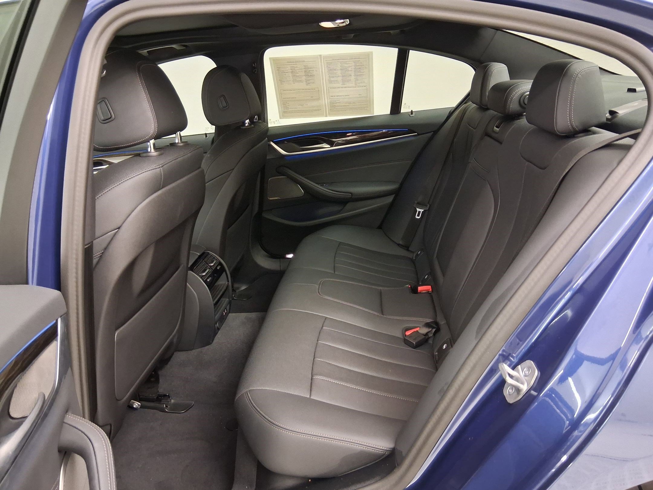 Used 2023 BMW 530e w/ Premium Package RWD image 14