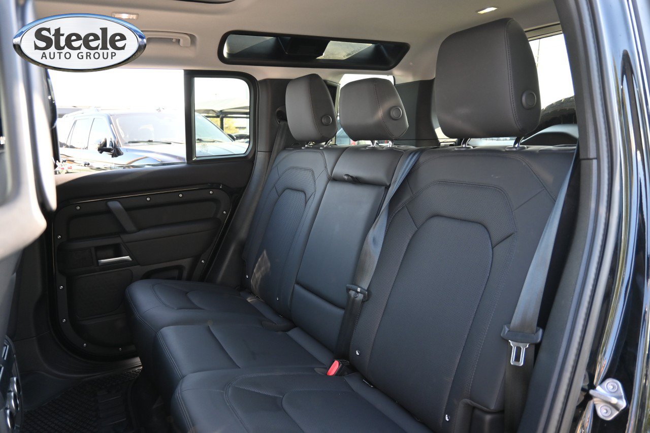 Used 2025 Land Rover Defender 110 S AWD/4WD image 20