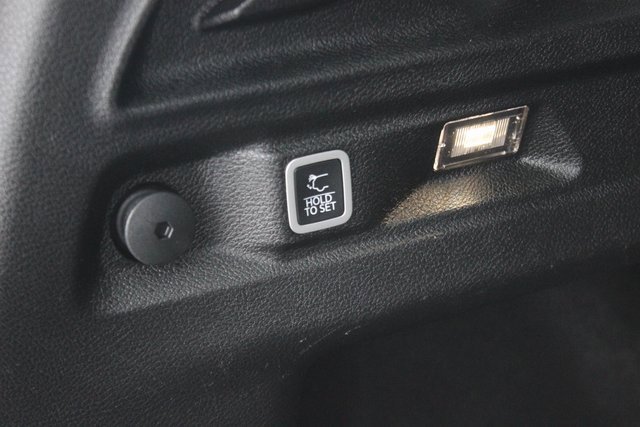 Used 2021 Jeep Grand Cherokee L Laredo image 27