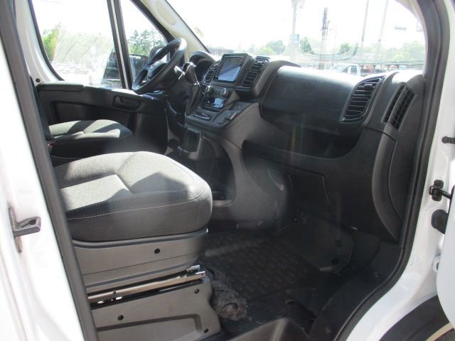 Used 2023 RAM ProMaster 2500 FWD image 4