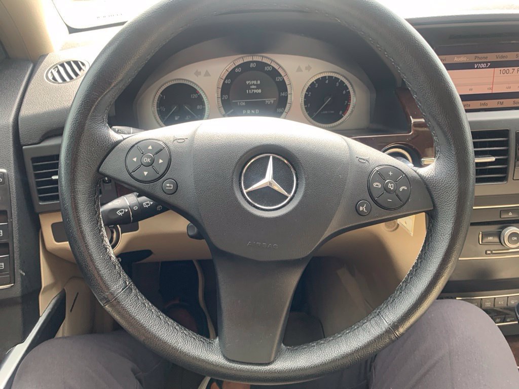 Used 2010 Mercedes-Benz GLK 350 4MATIC image 19