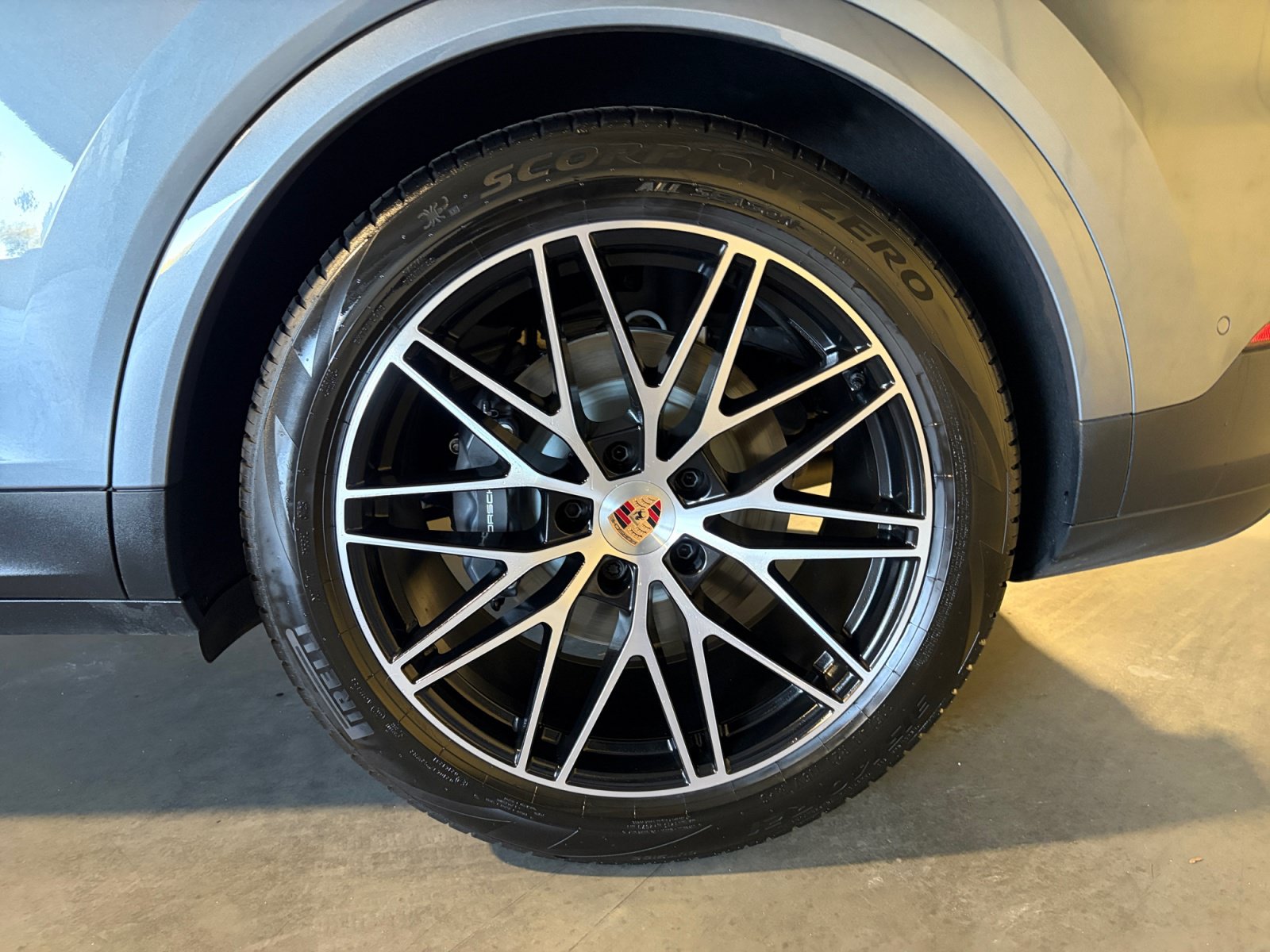 Certified 2026 Porsche Cayenne AWD/4WD image 20