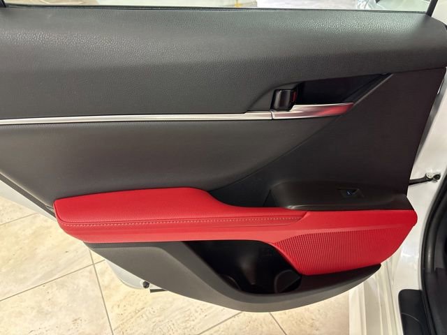 Used 2021 Toyota Camry XSE w/ Cold Weather Package FWD image 17