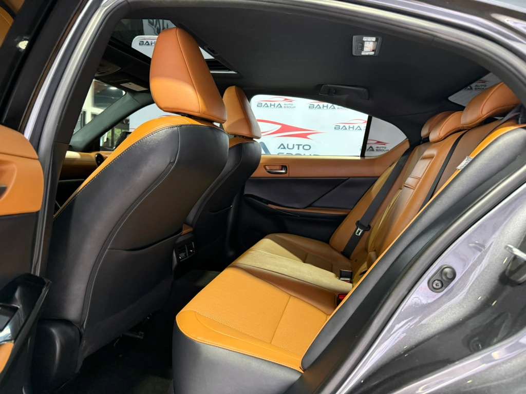 Used 2024 Lexus IS 350 F Sport RWD image 39